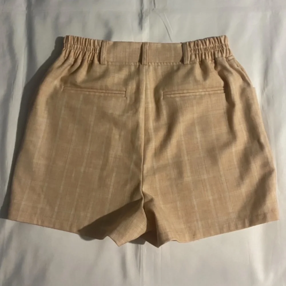 Emory Park High Waisted Plaid Print Elastic Waist Peach Shorts